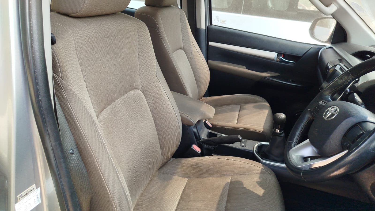 Toyota Hilux Revo 3. 3.30m - 2017 — image 17