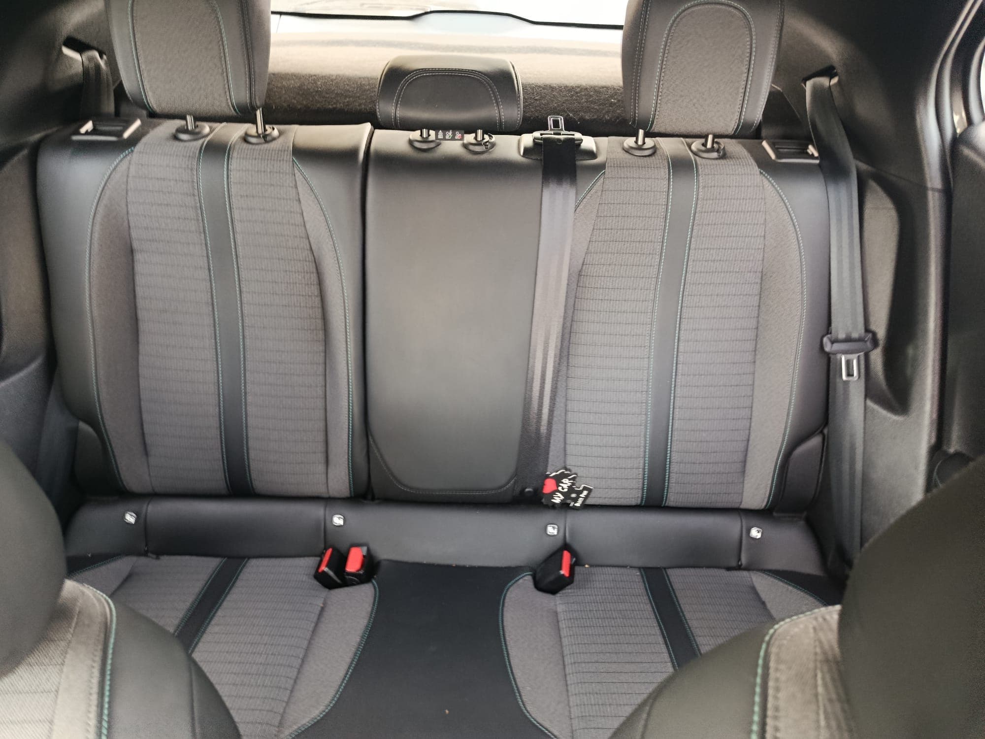 Peugeot 2008 · Année 2021 — image 15