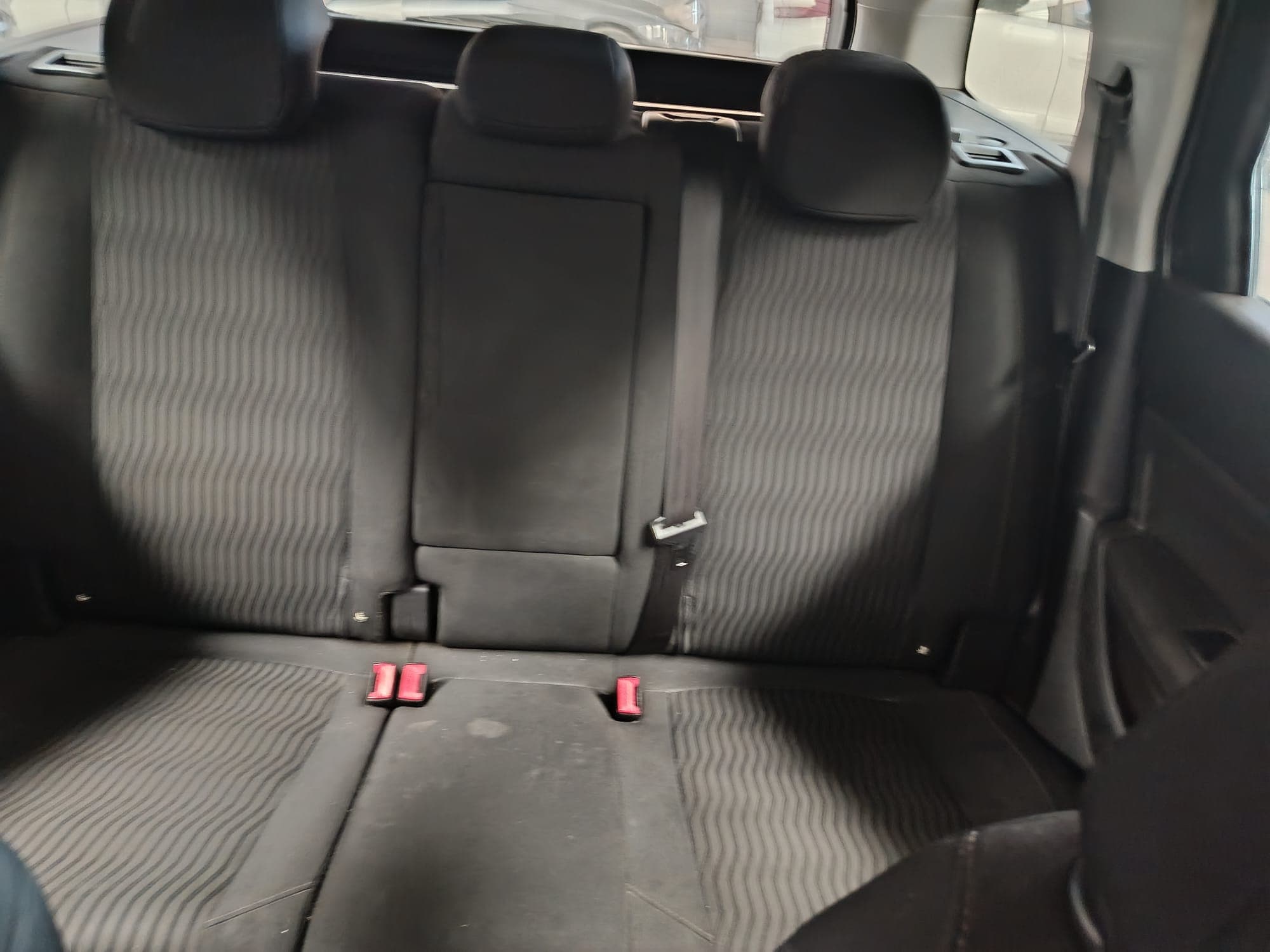 Peugeot 308 II SW · Ano 2017 — image 10