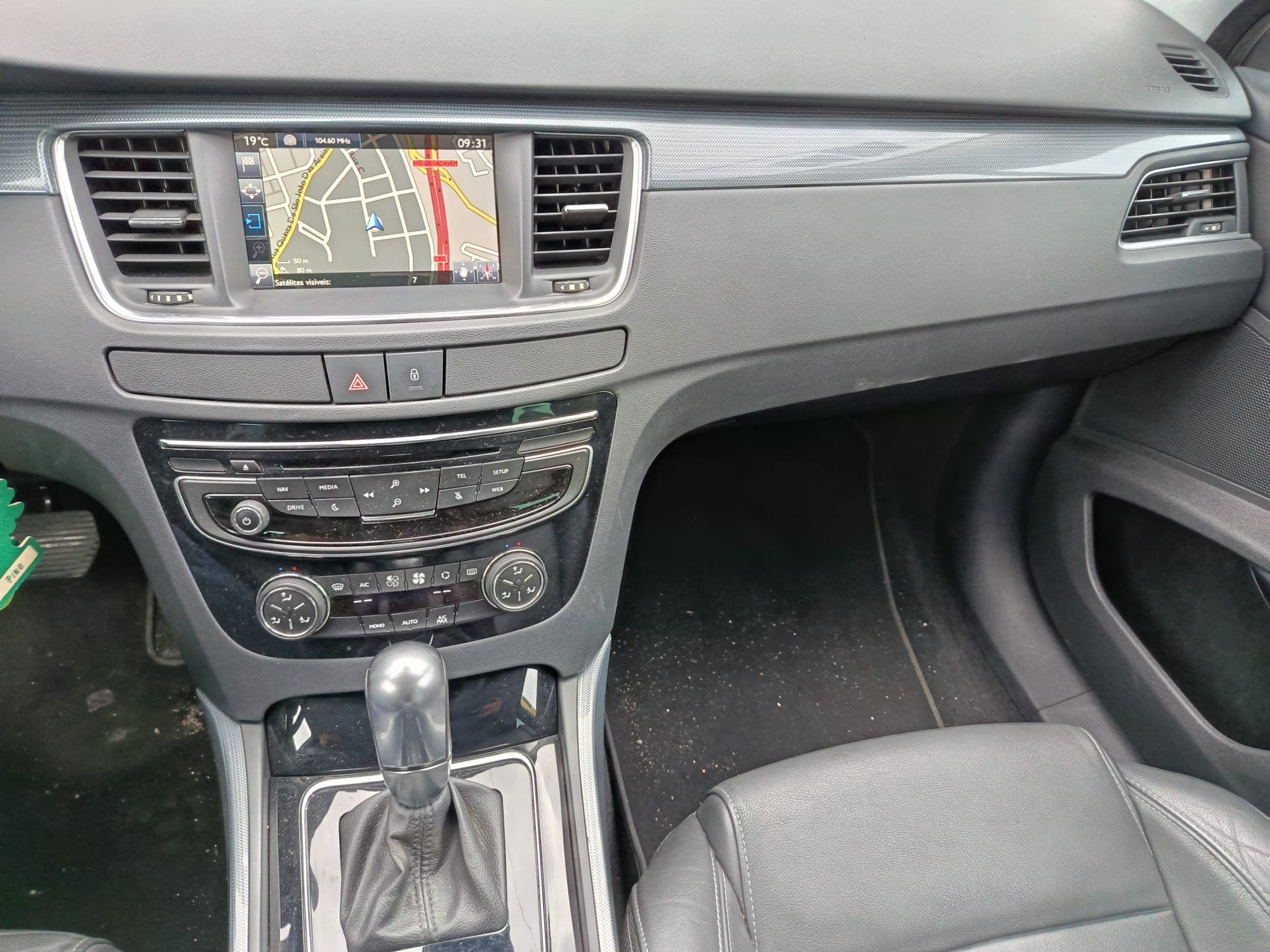 Peugeot 508 · Ano 2016 — image 14