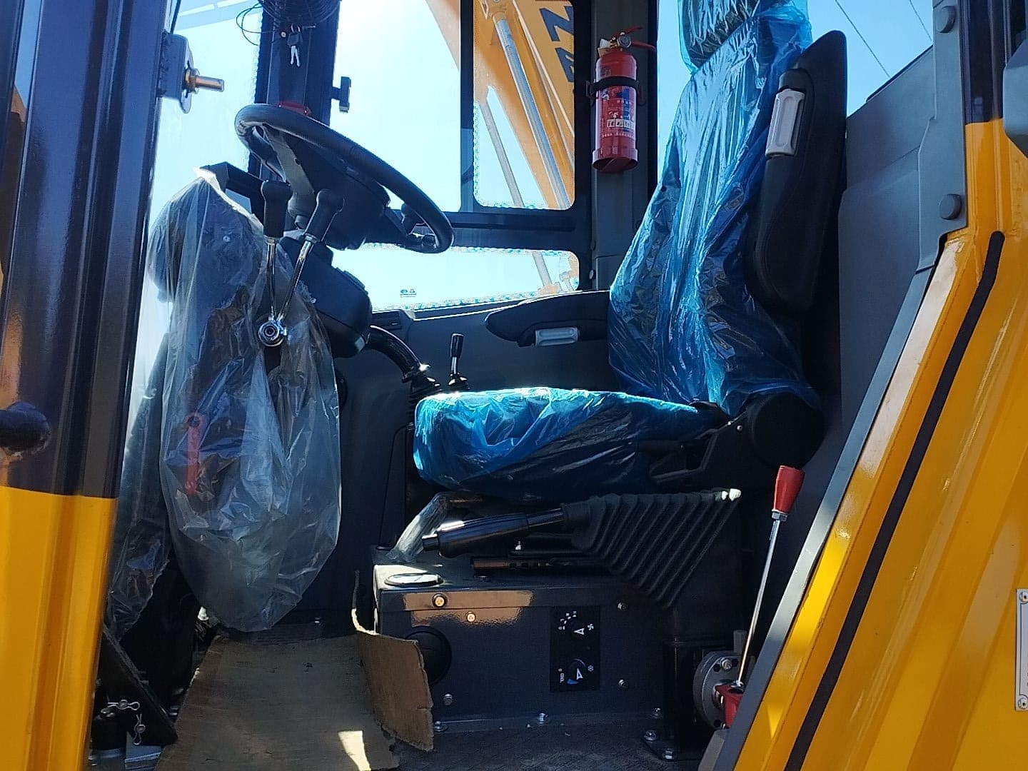 Cargadora sobre ruedas — HZZG — 2025 | Wheel loader — HZZG — 2025 — imagen 4