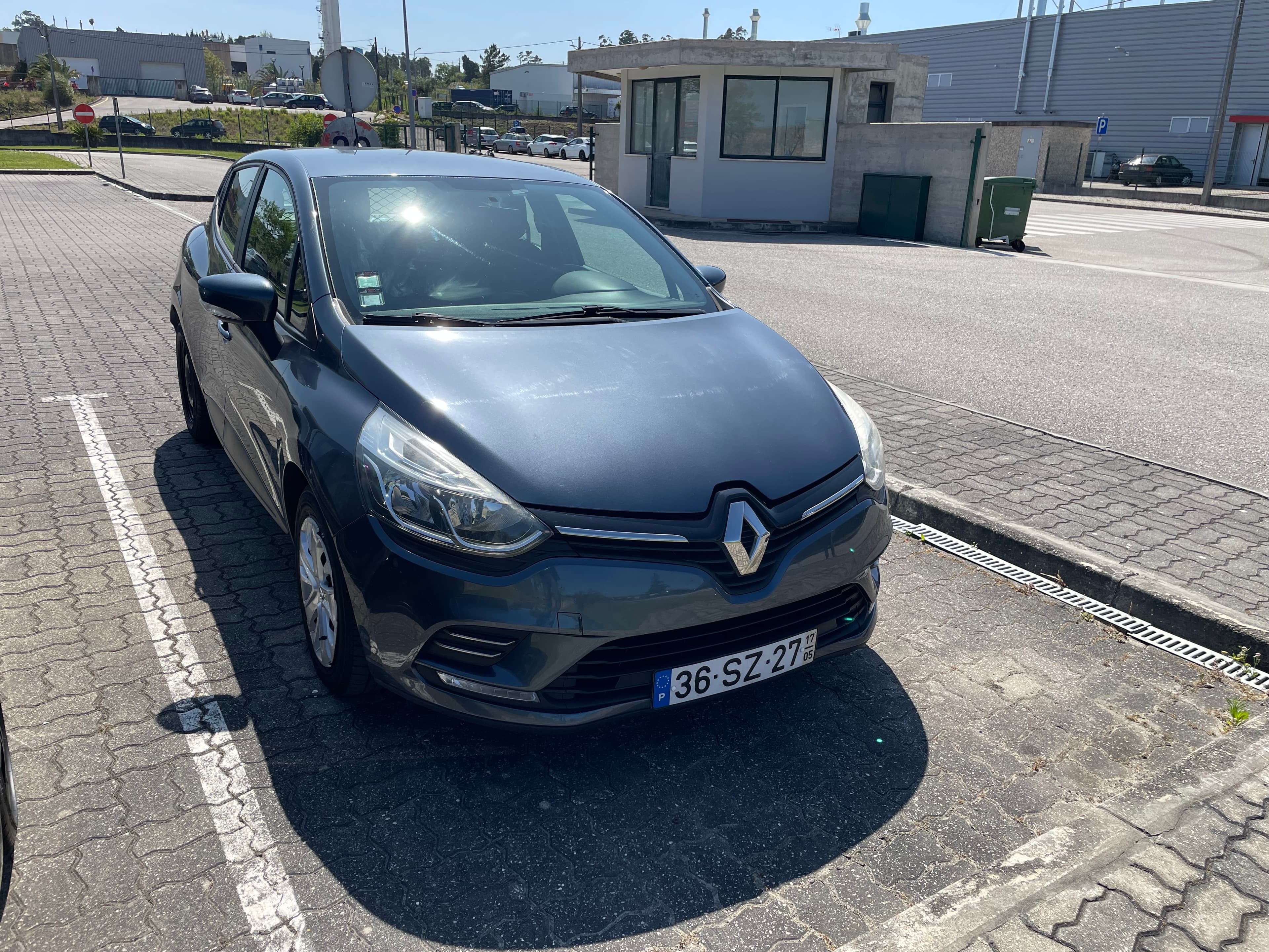 Renault Clio 1.5DCI · Ano 2017 36-SZ-27