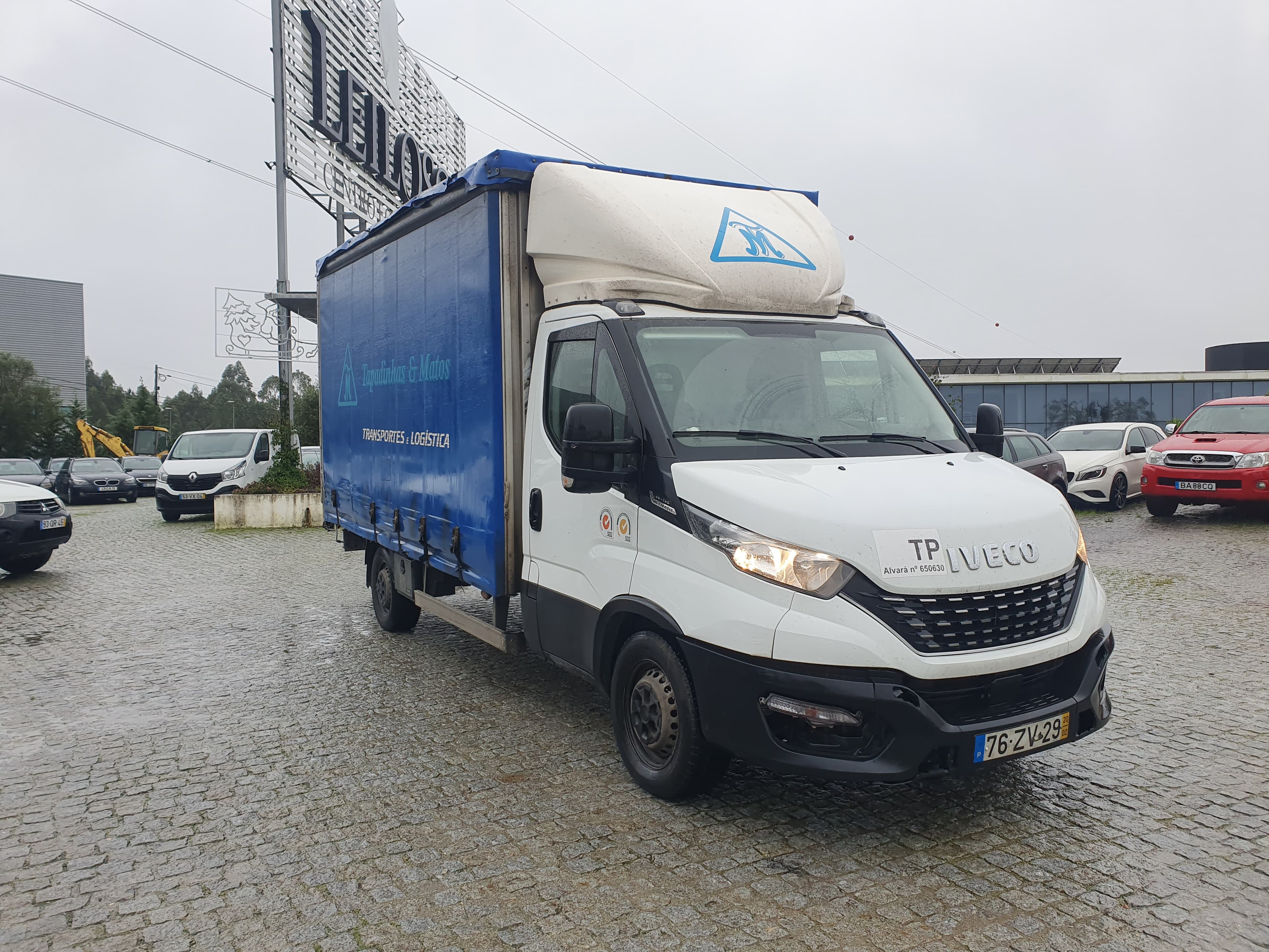 Iveco Daily · Ano 2020 76-ZV-29