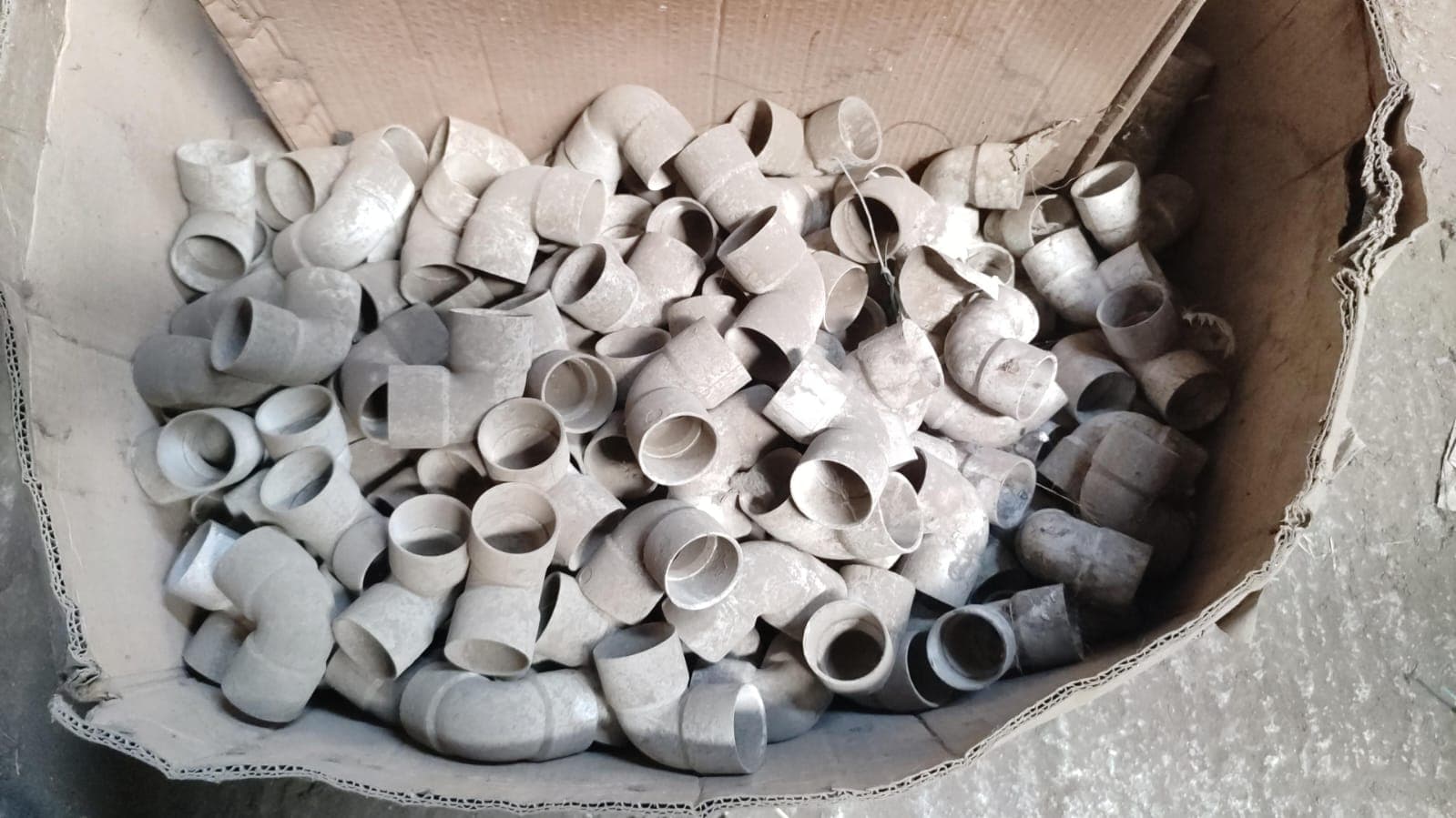Cotovelos PVC e Ts