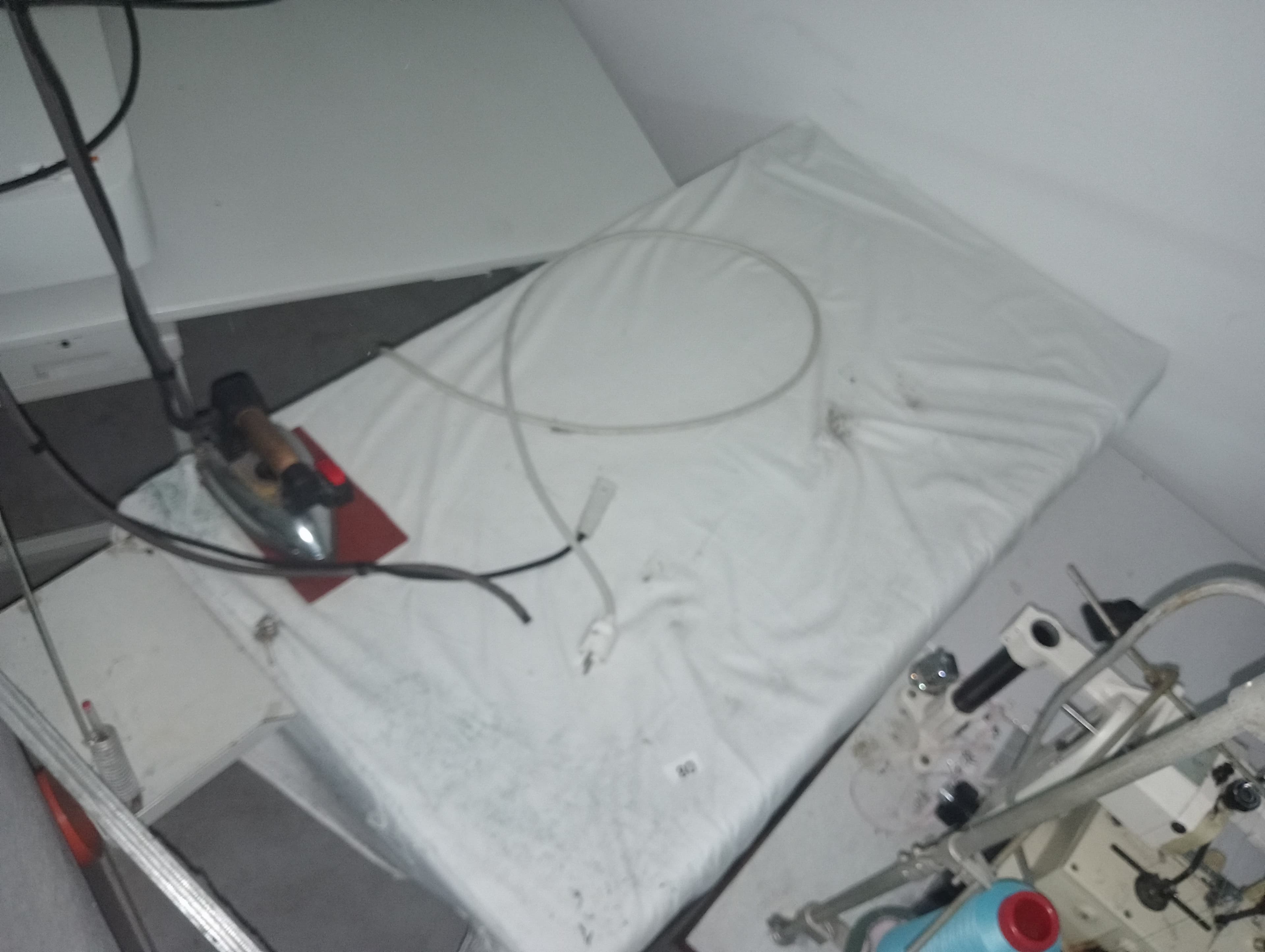 Mesa de brunir + ferro