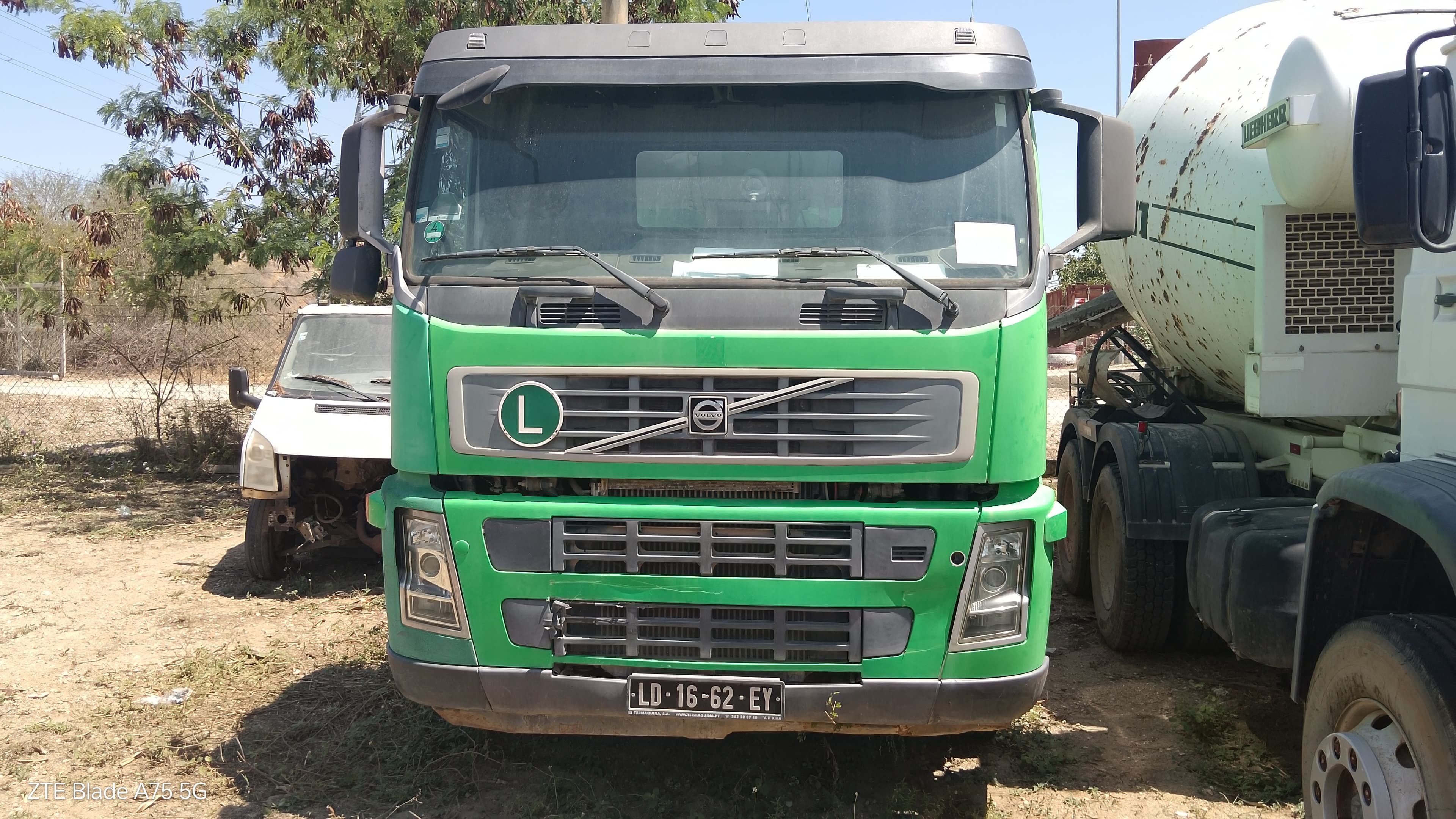Camião Betoneira sem tapete Volvo FM400