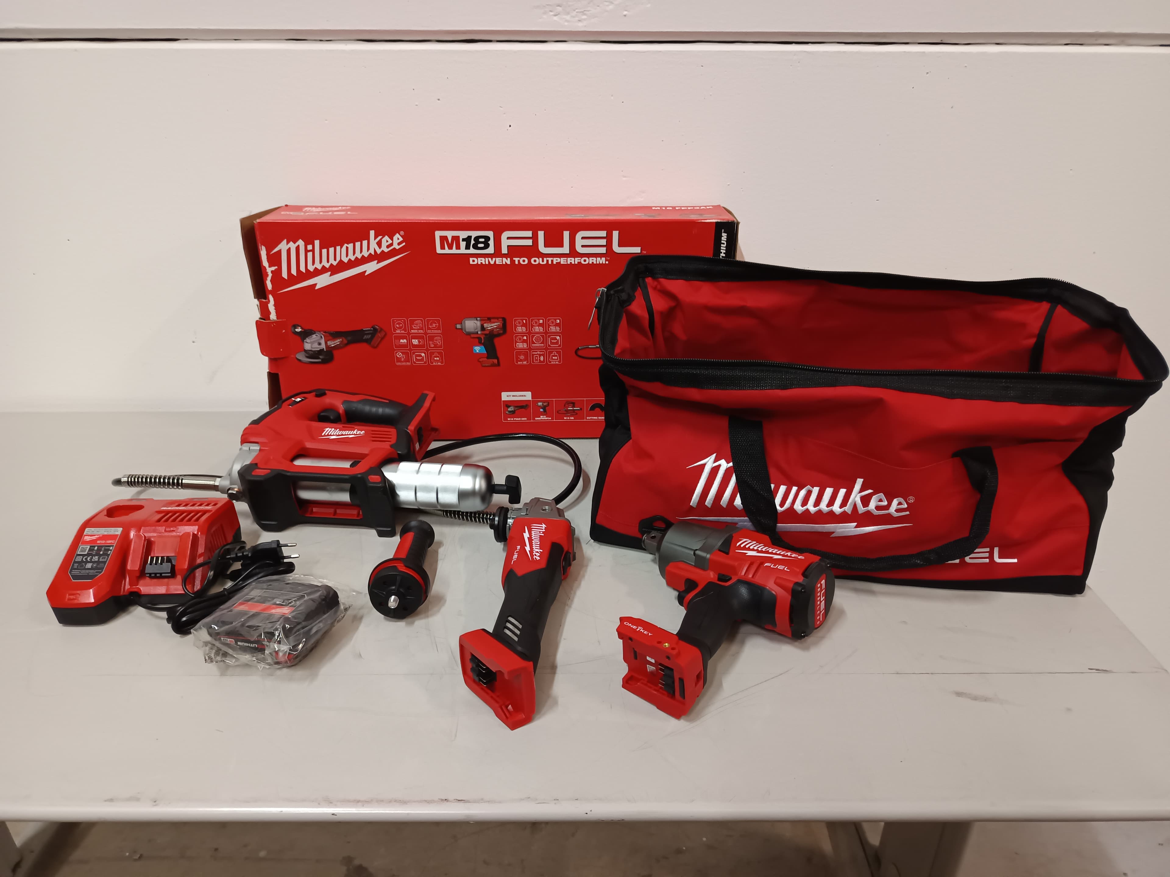 Kit Ferramentas Milwaukee