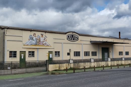 Favir Factory at Public Auction for over 1.1 Million