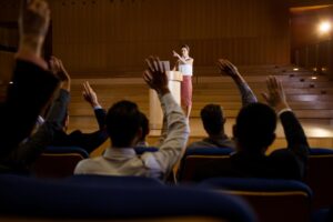 The In-Person Auction consists of the public sale of movable and immovable assets.
